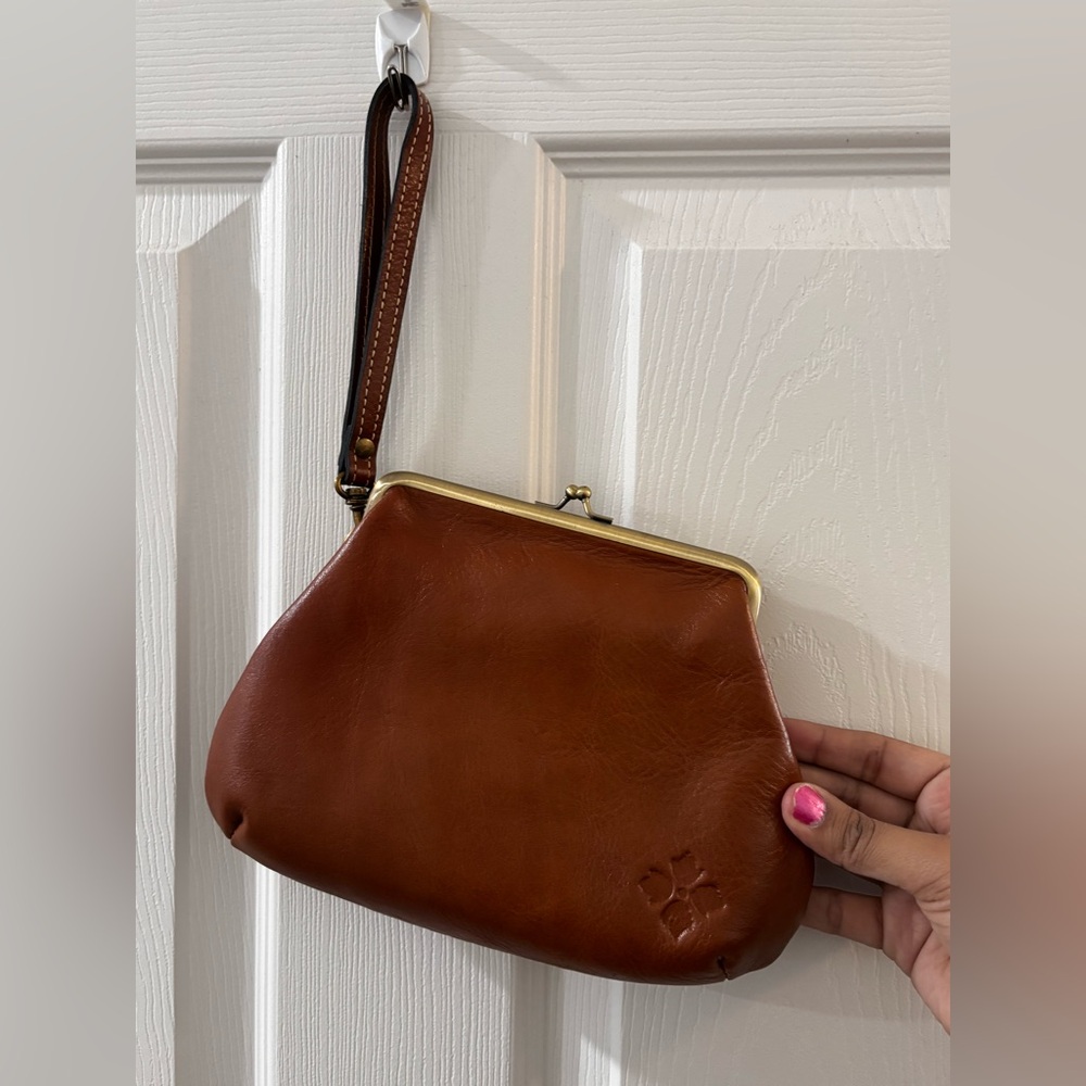 Patricia Nash wristlet